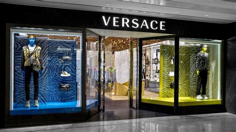 VERSACE negozi a Varese 